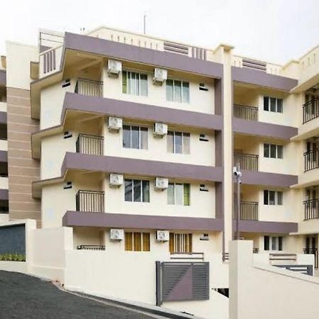 Ruby Hotel Apartments Kochi Exterior photo